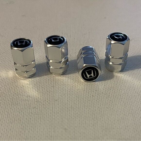 Honda Logo valve Stem caps in Silver set of 4 NWT - Picture 3 of 5